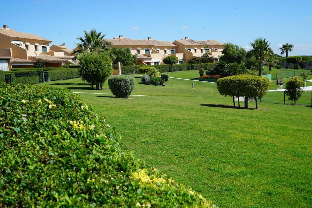 El Balcon Del Novo -Novo Sancti Petri- Luxury 3 Bedrooms - Piscina Y Pista Padel Chiclana de la Frontera Exterior photo